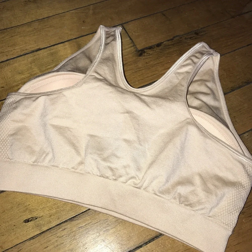 Fruit Of The Loom‎ Juniors Size Small Bra Beige NWT